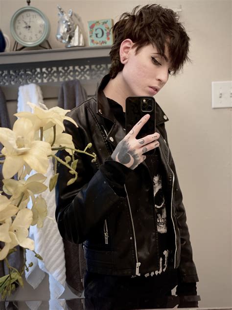 1162 Best Androgyny Images On Pholder Androgynoushotties Non Binary