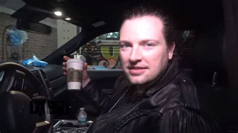 Striker Guest On Bus Invaders Episode Streaming “the Wet Wipes Keep