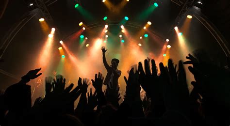 5 Easy Steps To A Packed Venue Concert Marketing Guide Billetto Blog