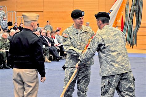 Wiesbaden Ceremony Welcomes Lt Gen Campbell To Usareur Command