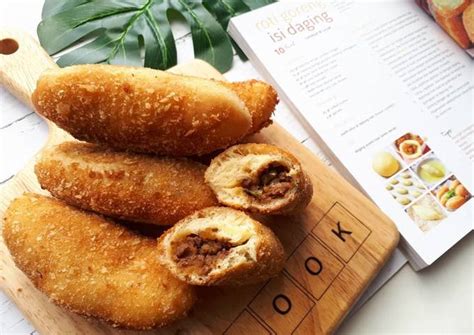 Sajikan bakso aci kekinian ala rumahan ini dengan pilus dan jeruk limau agar semakin lengkap. Resep Roti goreng isi daging oleh Aqila Putri - Cookpad