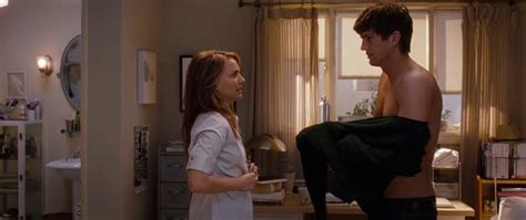 Nonton film no strings attached (2011) subtitle indonesia streaming movie download gratis online. MovieScreenshots: No Strings Attached 2011 Photo gallery ...