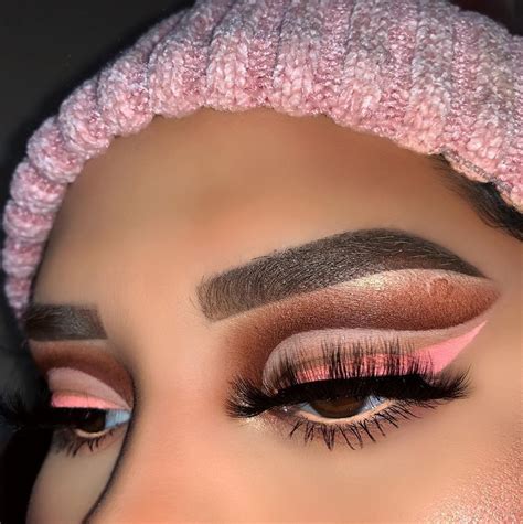 Adriana Vazquez♥️ On Instagram “💗pop Of Pastel💗 Swipe For More ️ ️ Adrianavcmakeup1 For More