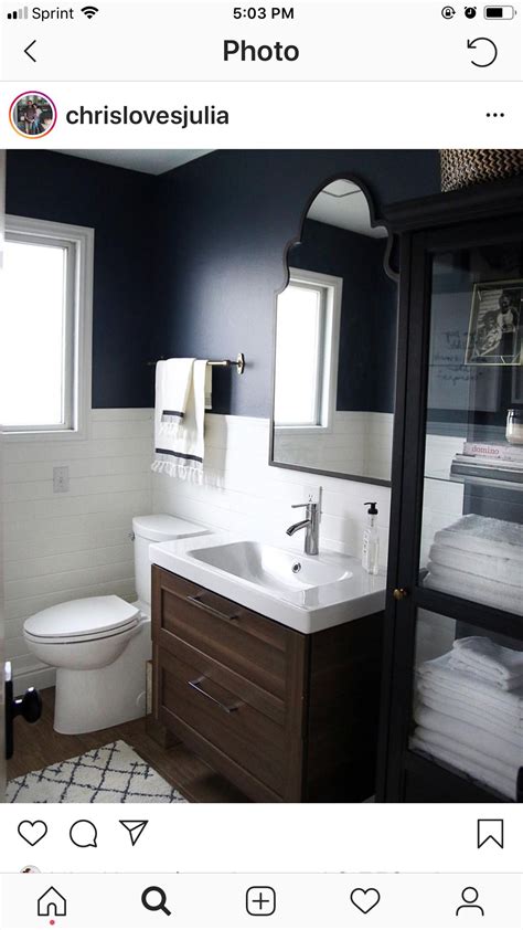 Is no one going to talk about the before picture? Pin by Dawn Quinton on Houses I like | Bathroom remodel ...