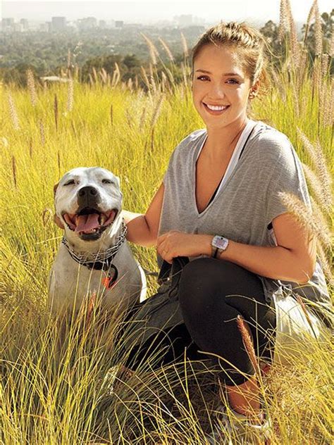 30 Celebrities Who Own Pit Bulls