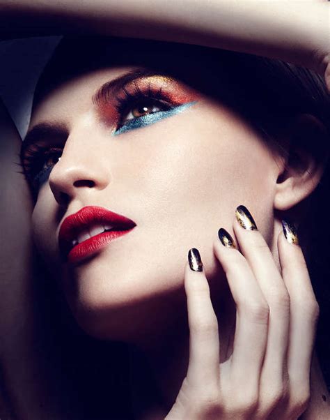 16 Close Up Beauty Editorials
