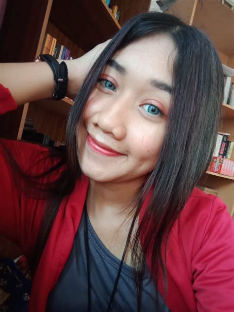 Model Lampung Novi Cantik Berseri Si Lesung Pipi Jejamo Com