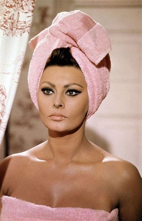 Sophia Loren Sofia Loren Sophia Loren Makeup Hollywood Glamour
