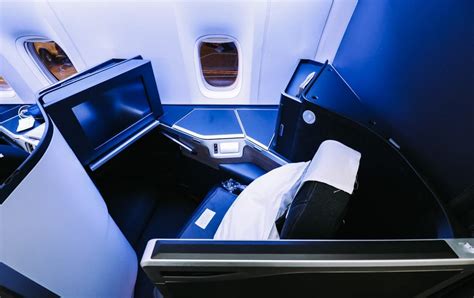 Review British Airways Boeing 777 Club Suite Business Class