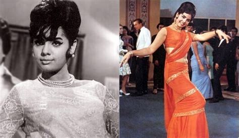most stunning and sensuous top five bollywood fashionistas of 70 s