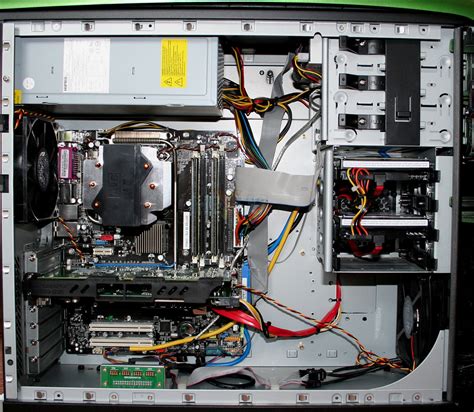 Review Alienware Area 51 7500 Pc Systems Page 3