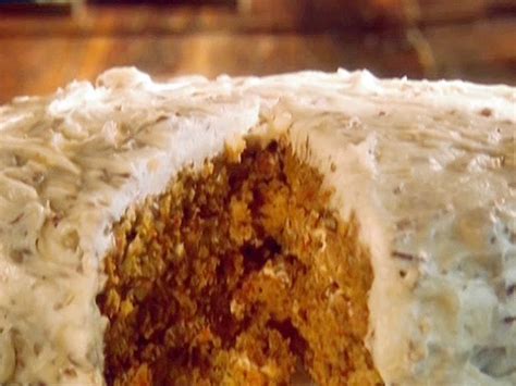 A moist, easy carrot cake recipe with fluffy cream cheese frosting. Paula Deen Cake Recipes: Grandma Hiers' Carrot Cake