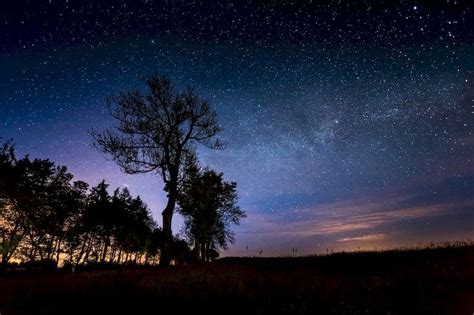 Night Photography Camera Settings To Start With For Stars Moon And Milky Way