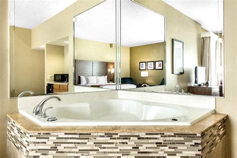 Hotels With Jacuzzi In Room Jacksonville Fl Bestroomone