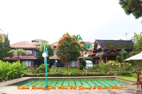 Kolam renang adalah pelengkap yang luar biasa untuk halaman belakang yang besar, adanya kolam renang akan menciptakan waktu bersama keluarga yang sangat baik dan menyediakan sarana olah raga yang sangat menyenangkan! Sari Alam Hot Spring and Resort Hotel, Tempat Sewa Villa ...