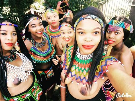 Africa R Zulu Maidens