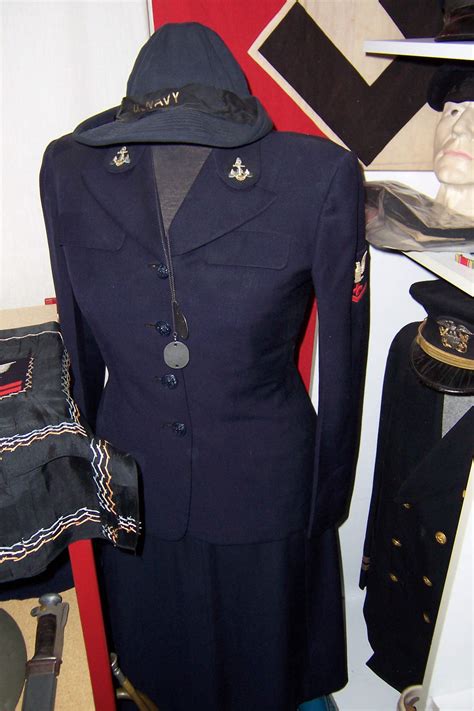 We did not find results for: USNR WAVES uniform group - Page 2