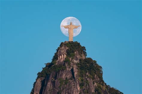 Christ The Redeemer Statue In Brazil How To Visit History Facts
