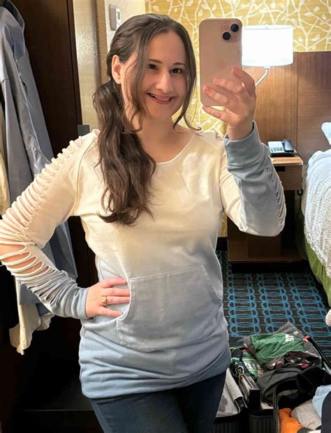 Gypsy Rose Blanchard and Husband Recount Prison Wedding (Exclusive)