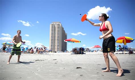 What Beach Games Are People Playing In South Jersey This Summer