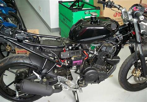Related posts to modif motor byson full fairing. Modifikasi byson sederhana street fighter fi touring full ...