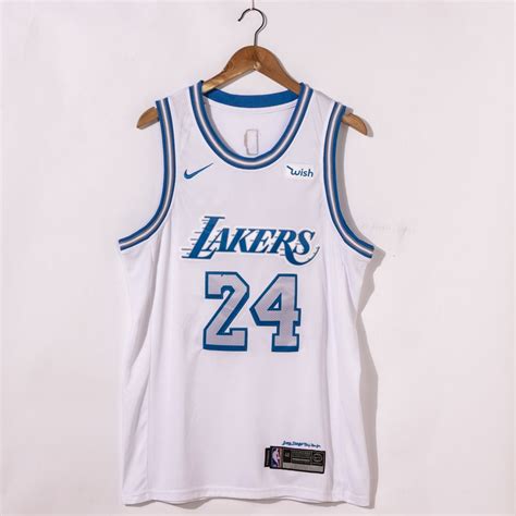 Оригинальная city edition джерси лейкерс сезона 2020/2021. Kobe Bryant #24 Los Angeles Lakers 2021 City Edition White ...