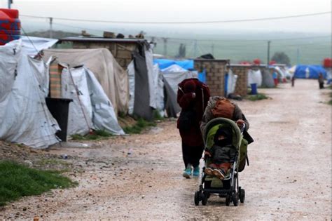 Victims Fleeing Islamic State Max Out Capacity At Syrias Al Hol Camp