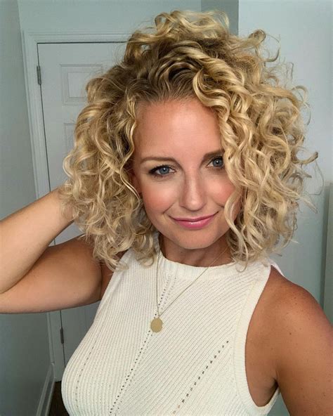 Curly Haired Blonde 17 Beautiful Ways To Style Blonde Curly Hair
