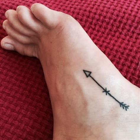 70 Most Unique Arrow Tattoos For Men And Women