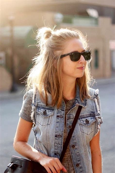 Le Fashion 20 Inspiring Half Up Top Knot Hairstyles