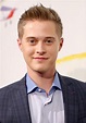 Lucas Grabeel Height, Weight, Age, Girlfriend, Family, Facts, Biography