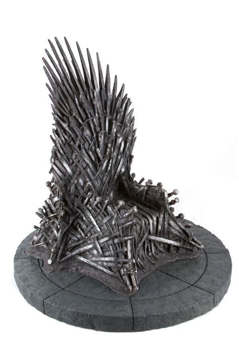 Game Of Thrones 14 Iron Throne Replica Valyrian Steel