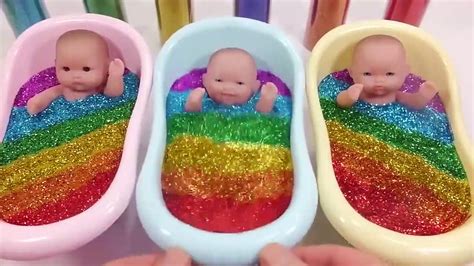 Baby Doll Bath Time Learn Colors Glitter Slime Play Doh Surprise Eggs