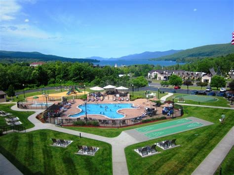 With a great location on the ski slopes and golf course, the inn is a friendly and comfortable place to sleep, eat & drink and gather with friends or family. Holiday Inn Resort Lake George-Turf - Hotels - Lake George ...