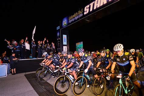Página de notícias de ahmad azlan zainal. RHB LEKAS Highway Night Cycling Challenge Attracts ...
