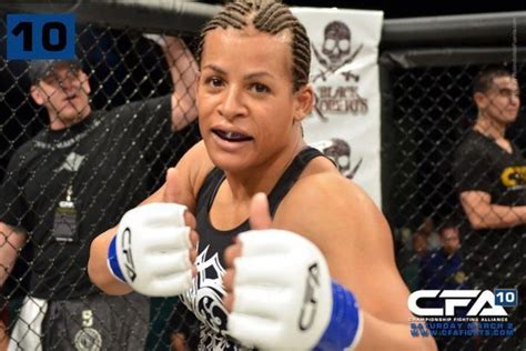Fighters React To Fallon Foxs Tko Loss To Ashlee Evans Smith Bloody