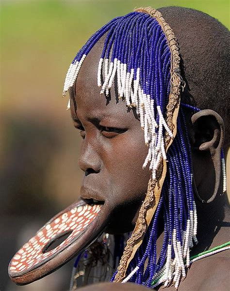 ET07 15 Tribal Fashion Tribes Women Ethiopia