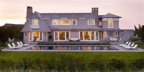 Hamptons Shingle Style Architecture Charm And Traditional Elements