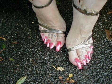 Cute Toe Nails Cute Toes Pretty Toes Pink Pedicure Long Toenails