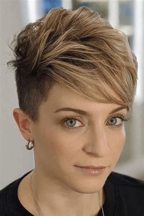 73 Short Haircuts For Women 2021 Ultimate Inspirational Updated Gallery