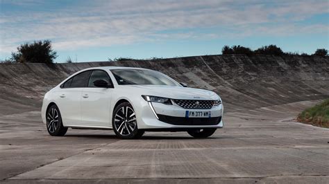 Stellantis also anticipated its intention to have 5 factories, between europe and north america, dedicated to the production of batteries for its vehicles by 2030. From Citroën to Dodge, meet the Stellantis family of vehicles