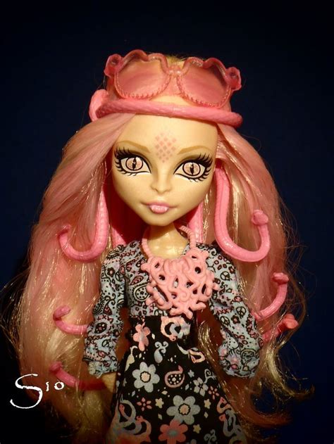 Viperine Gorgon Monster High Dolls Monster High Characters Monster High