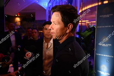 Mark Wahlberg Arrives Mark Wahlbergs Debut Editorial Stock Photo