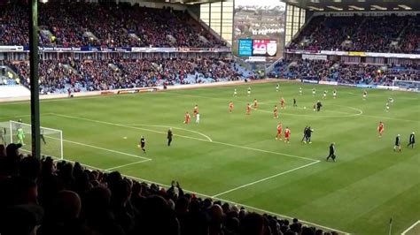 Forest Fans At Turf Moor 220214 Youtube