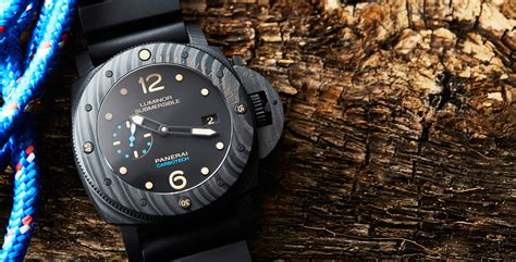 Hands On The Panerai Luminor Submersible 1950 Carbotech 3 Days