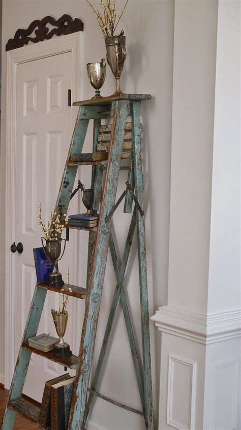 26 Decorating With A Vintage Ladder Old Ladder Decor