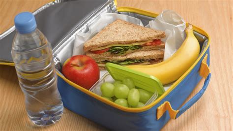 How To Clean Lunch Boxes Thermoses And Coffee Mugs