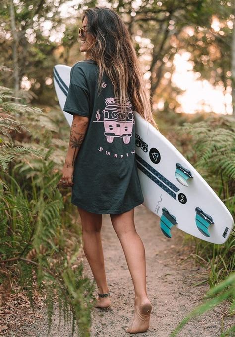 Gone Surfin’ Tee Dress Surfistas Femininas Raparigas Surfistas Roupas De Surf