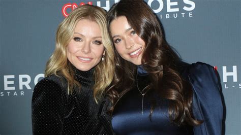 Kelly Ripa Says Daughter Lola Finds Her Style Embarrassing And Awful