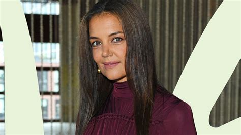 Katie Holmes New Blunt Bang Haircut Is Perfect For Autumn Glamour Uk